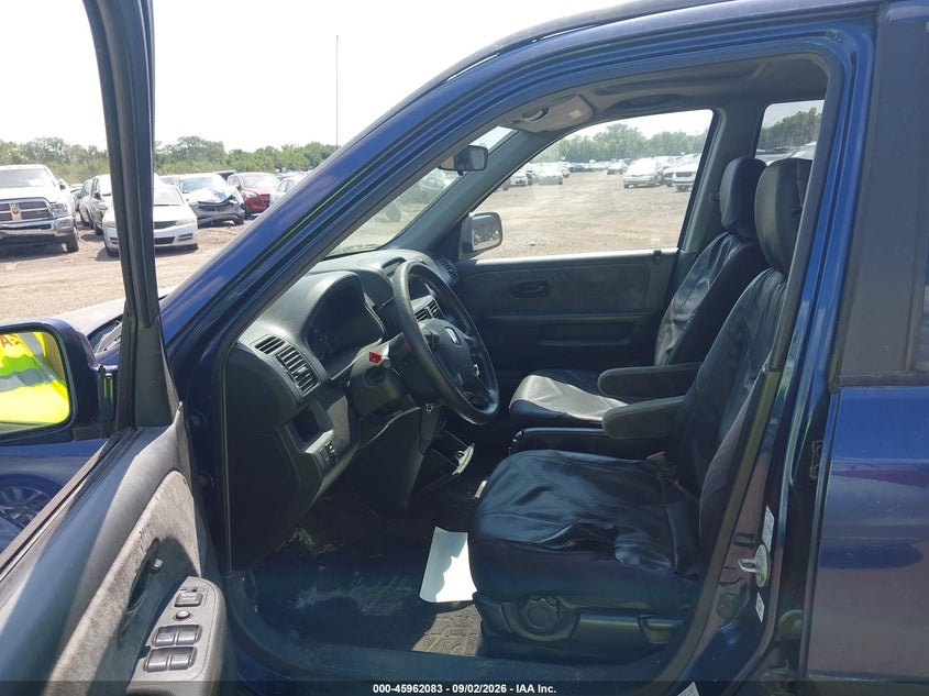2002 HONDA CR-V auction photo 5