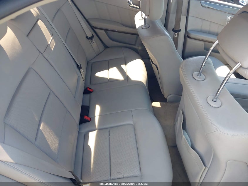 2010 MERCEDES-BENZ E 350 auction photo 8