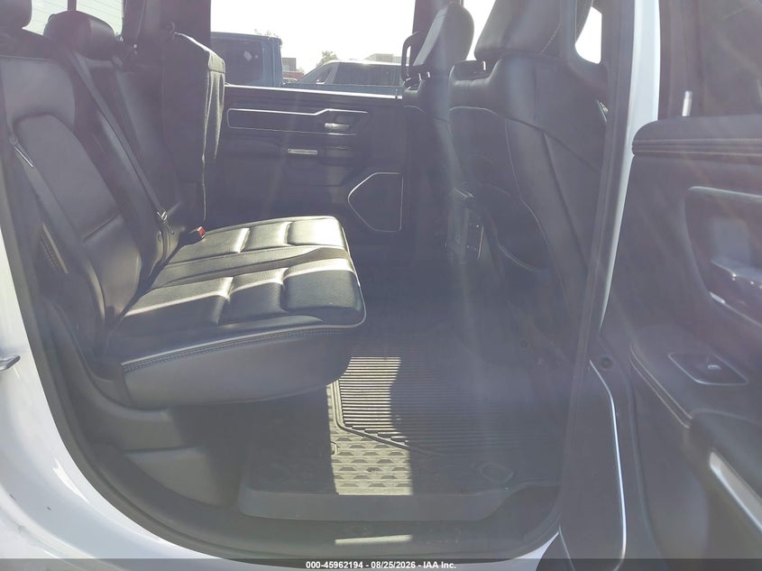 2023 RAM 1500 auction photo 8