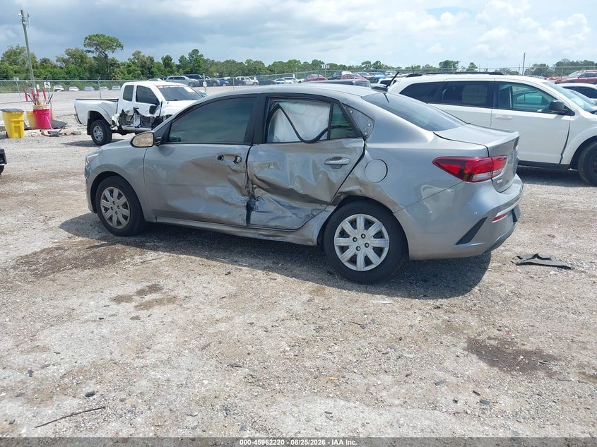 2022 KIA RIO auction photo 3