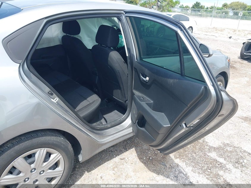 2022 KIA RIO auction photo 8