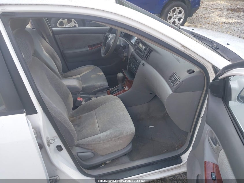 2004 TOYOTA COROLLA auction photo 5