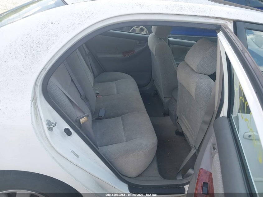2004 TOYOTA COROLLA auction photo 8