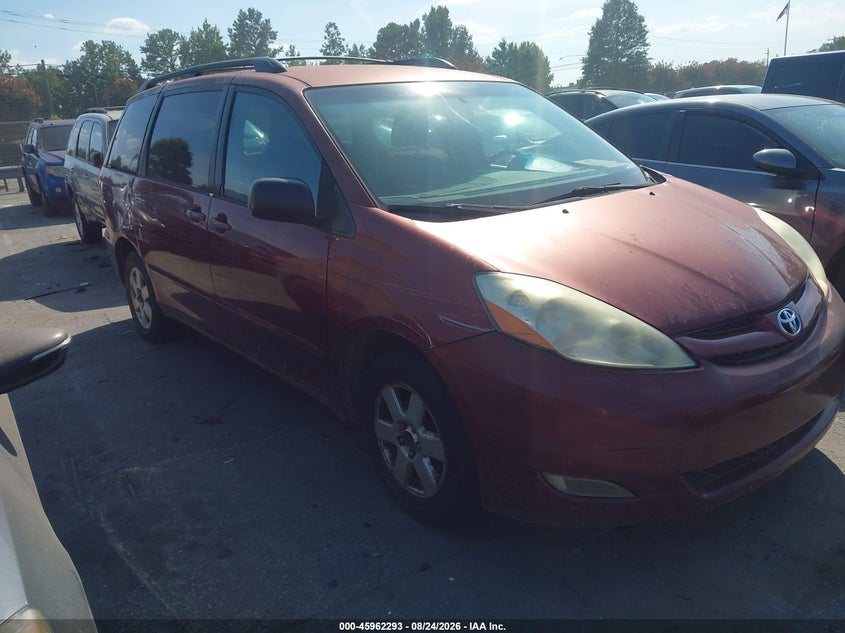 2006 TOYOTA SIENNA auction photo 1