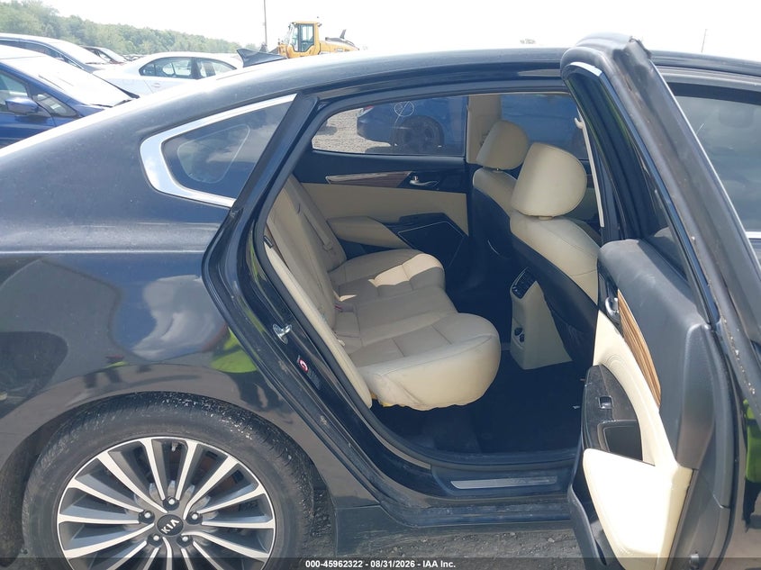 2018 KIA CADENZA auction photo 8