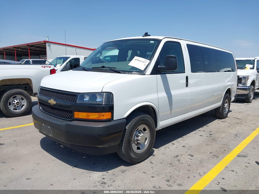 2024 CHEVROLET EXPRESS PASSENGER auction photo 2