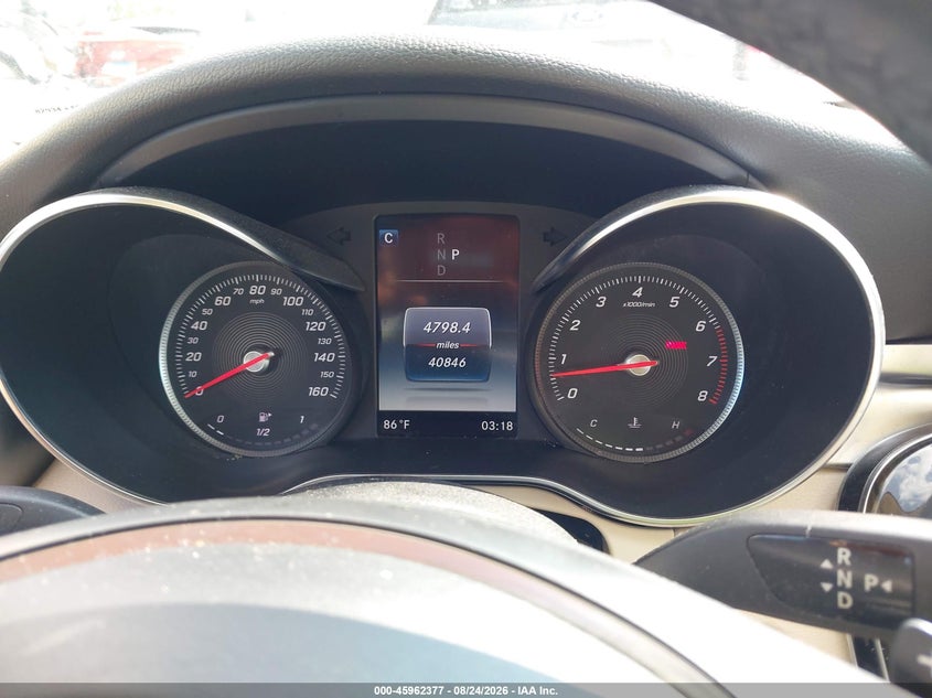 صورة 7 - MERCEDES-BENZ C 300