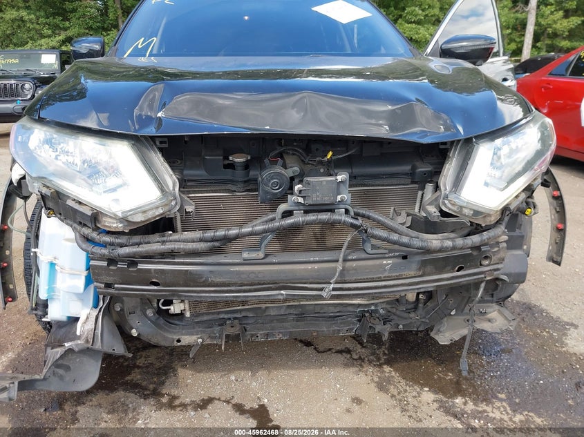 2017 NISSAN ROGUE auction photo 6