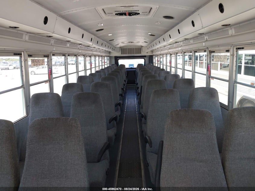 2013 THOMAS TRANSIT BUS auction photo 8