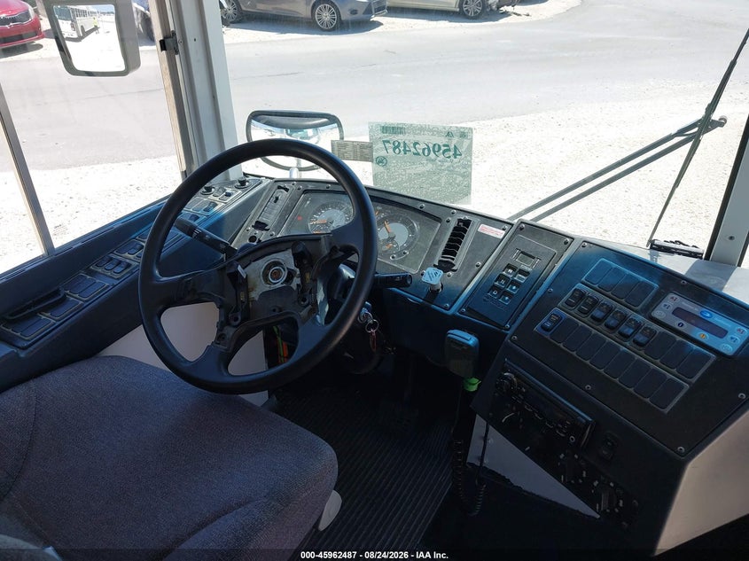 2013 BLUE BIRD SCHOOL BUS / TRANSIT BUS auction photo 5