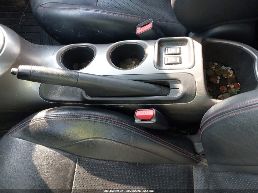 NISSAN JUKE 2011 VIN JN8AF5MR1BT021762