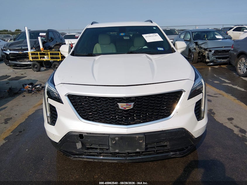 Фото 6 - CADILLAC XT4