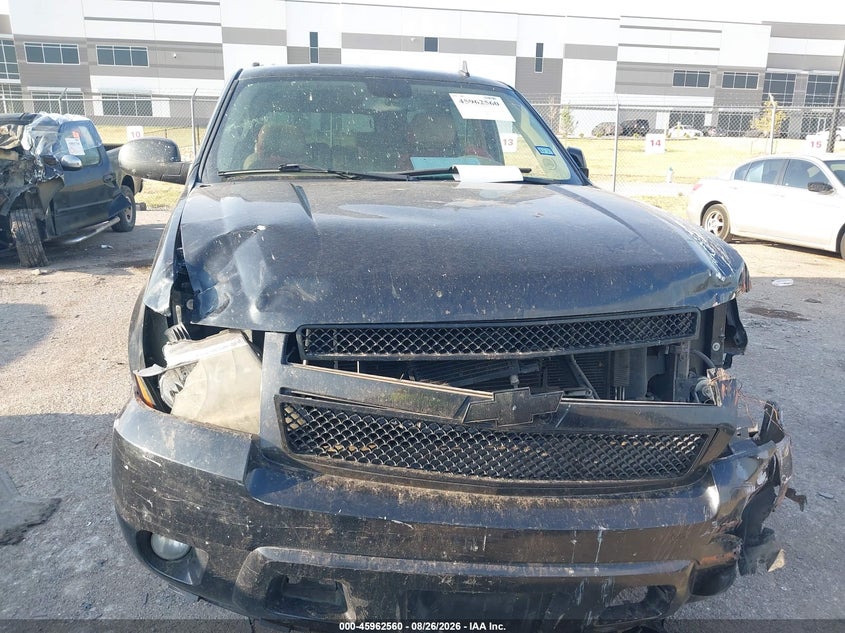 2010 CHEVROLET SUBURBAN 1500 LTZ · Фото 12