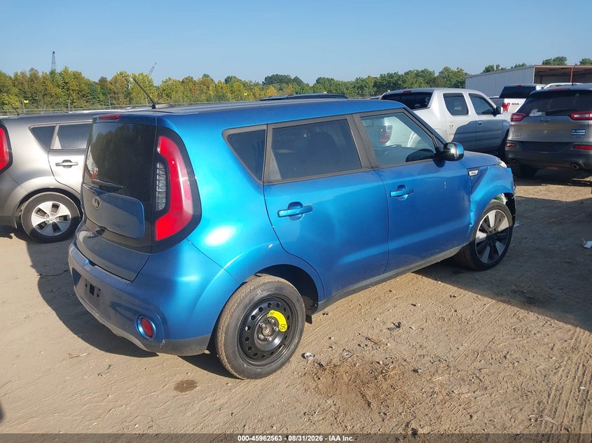 2018 KIA SOUL auction photo 4