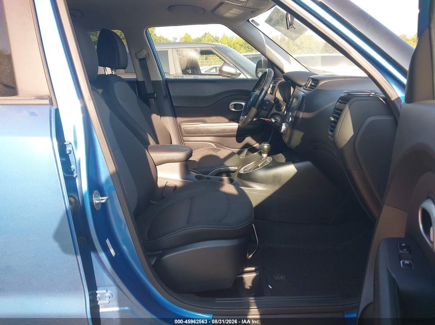 2018 KIA SOUL auction photo 5