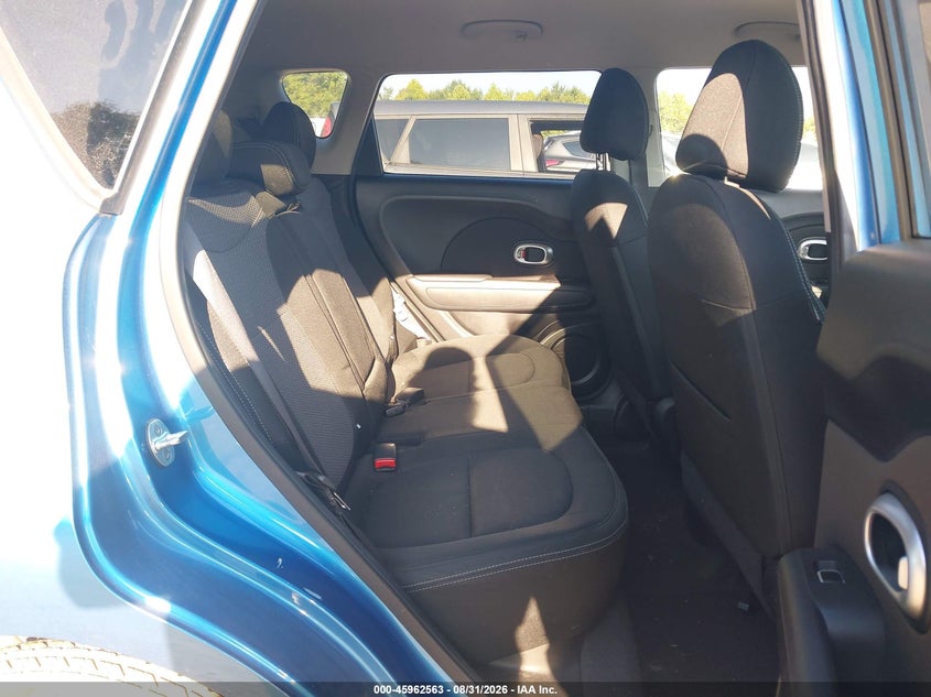 2018 KIA SOUL auction photo 8