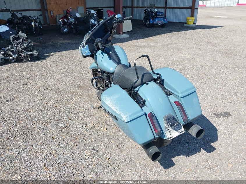 HARLEY-DAVIDSON FLHX 2024