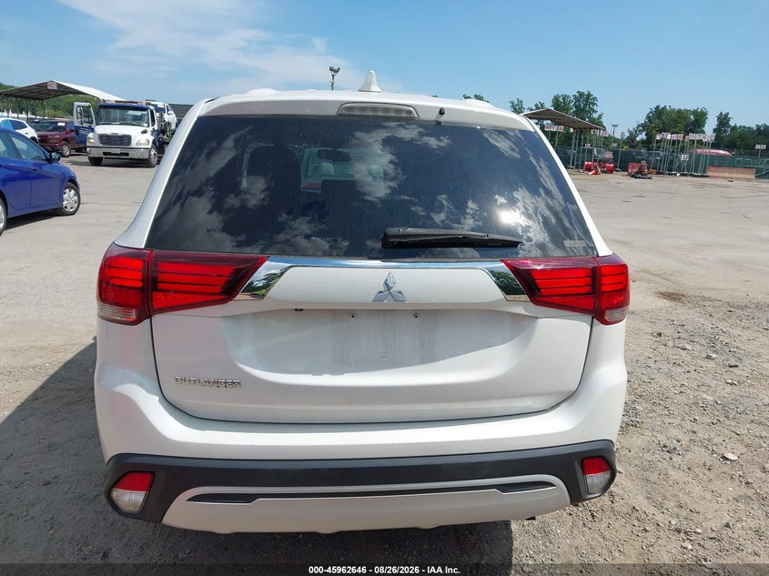 2020 MITSUBISHI OUTLANDER ES 2.4 S-AWC/LE 2.4 S-AWC/SE 2.4 S-AWC/SEL 2.4 S-AWC/SP 2.4 S-AWC · Фото 16