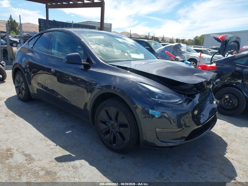 Vin: 7saygaeexrf118499, lot: 46461872, tesla model y long range dual motor all-wheel drive 2024 img_1