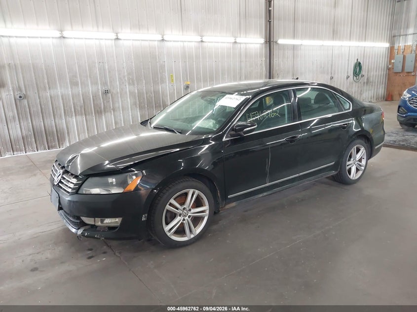 2012 VOLKSWAGEN PASSAT auction photo 2