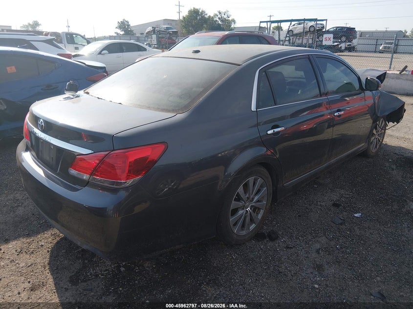2012 TOYOTA AVALON auction photo 4