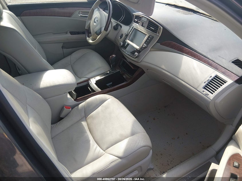 2012 TOYOTA AVALON auction photo 5