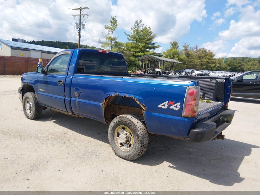 2004 CHEVROLET SILVERADO 2500HD auction photo 3