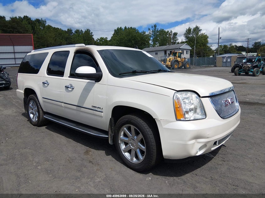 2014 GMC YUKON XL 1500 auction photo 1