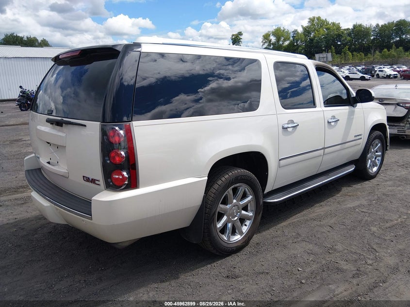 2014 GMC YUKON XL 1500 auction photo 4
