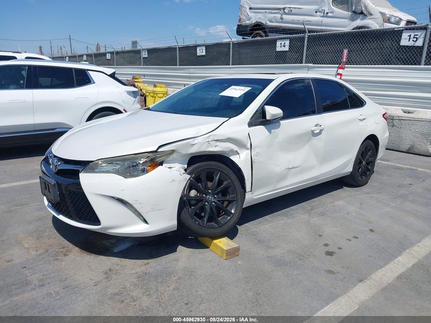 2017 Toyota Camry, Левый бок, IAAI, VIN 4T1BF1FK6HU292601 — фото 2