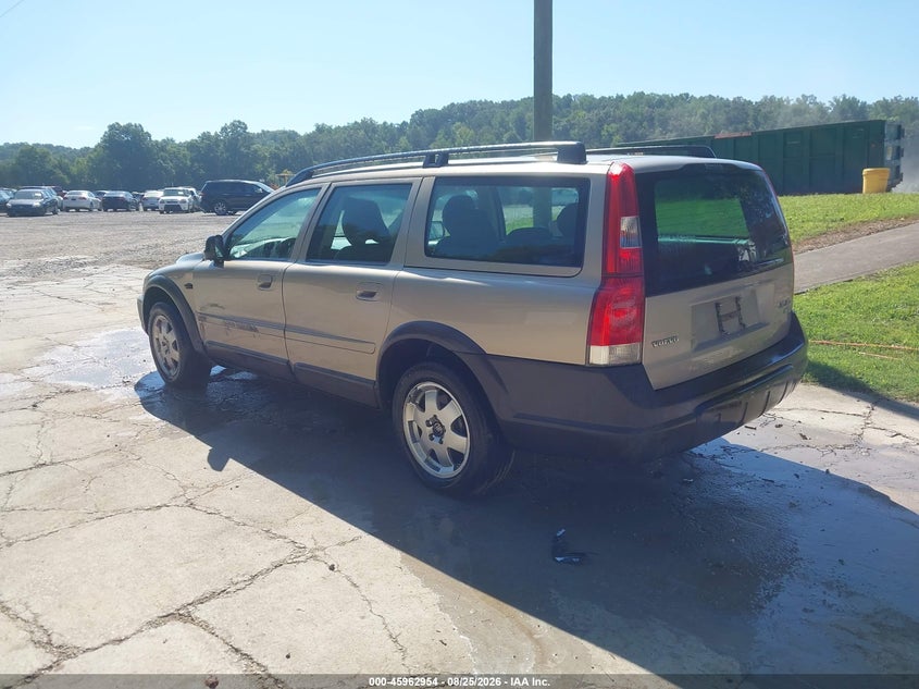 2003 VOLVO XC70 auction photo 3