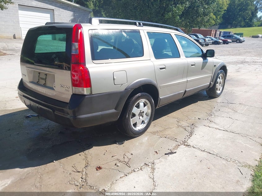 2003 VOLVO XC70 auction photo 4