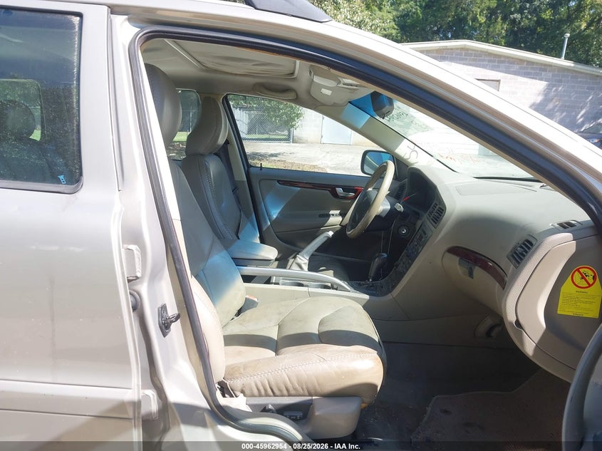 2003 VOLVO XC70 auction photo 5