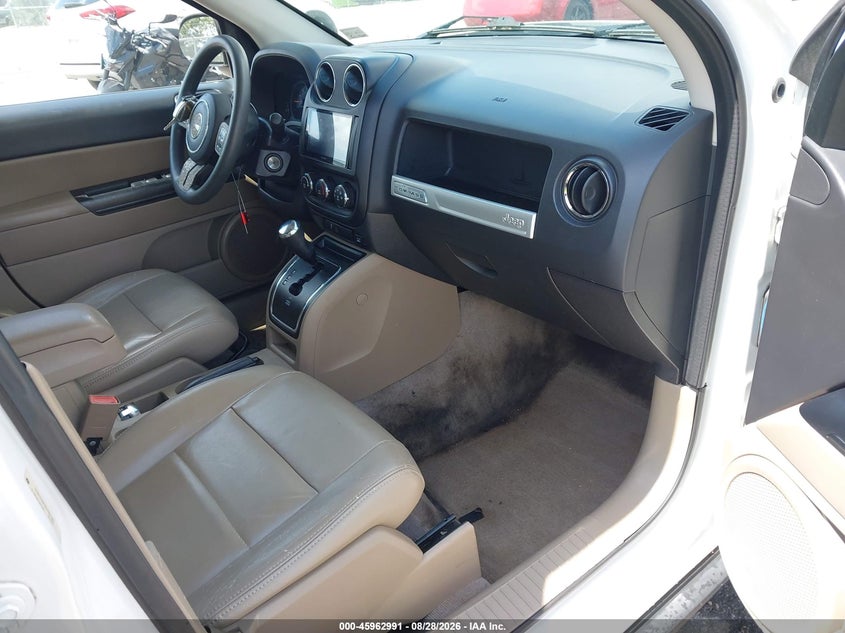JEEP COMPASS 2014 VIN 1C4NJDBB3ED621483