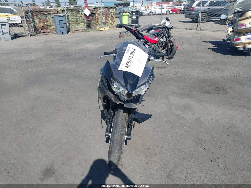 2025 KAWASAKI EX650 auction photo 5