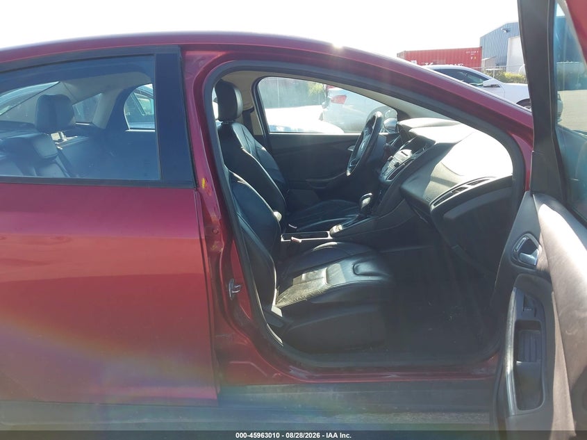 Фото 5 - FORD FOCUS