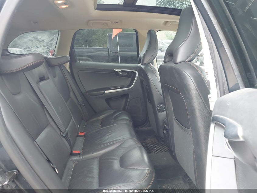 2012 VOLVO XC60 auction photo 8