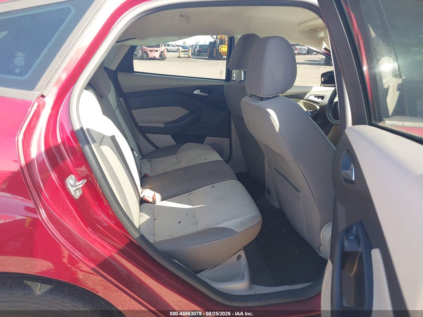 2014 FORD FOCUS auction photo 8