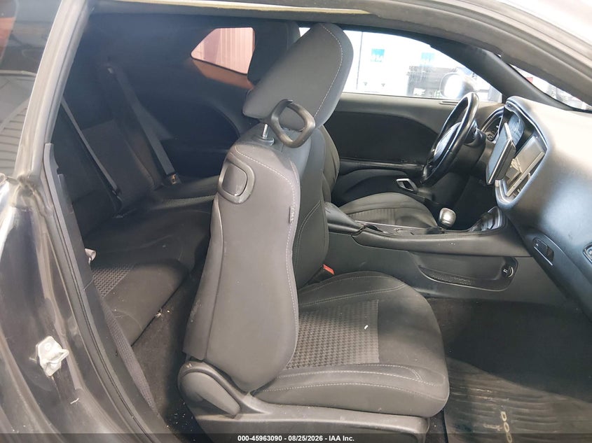 2015 DODGE CHALLENGER COUPE 3.6L V-6 DOHC, VVT, 305HP
