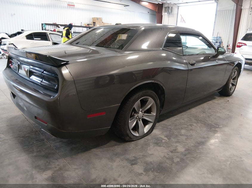 2015 DODGE CHALLENGER auction photo 4