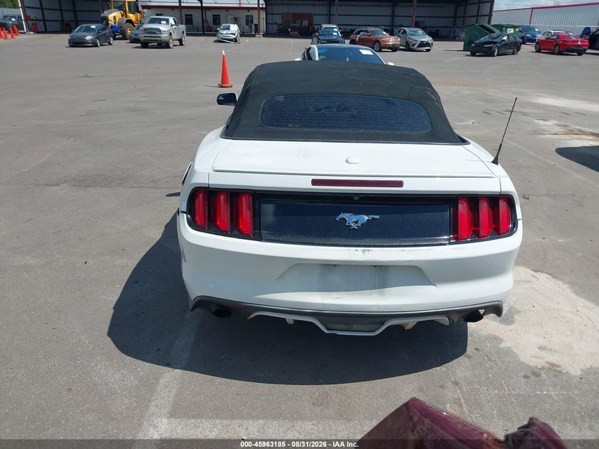 FORD MUSTANG - zdjęcie 17