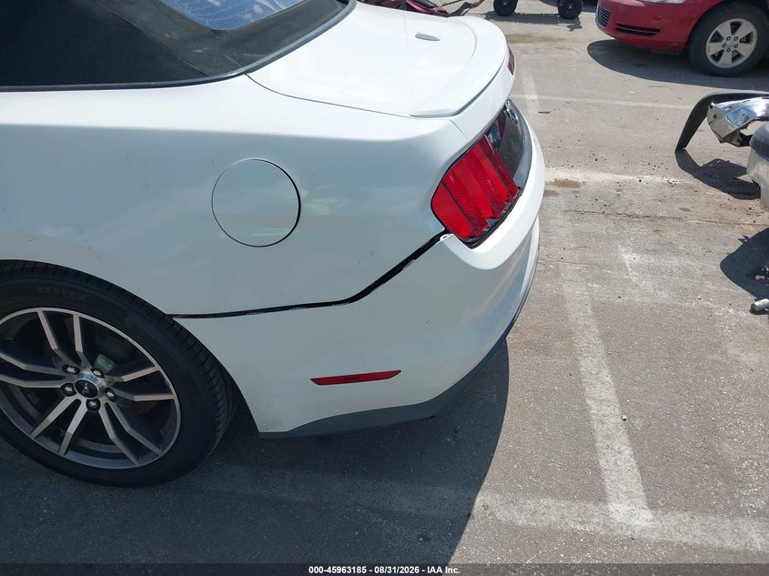 FORD MUSTANG - zdjęcie 6