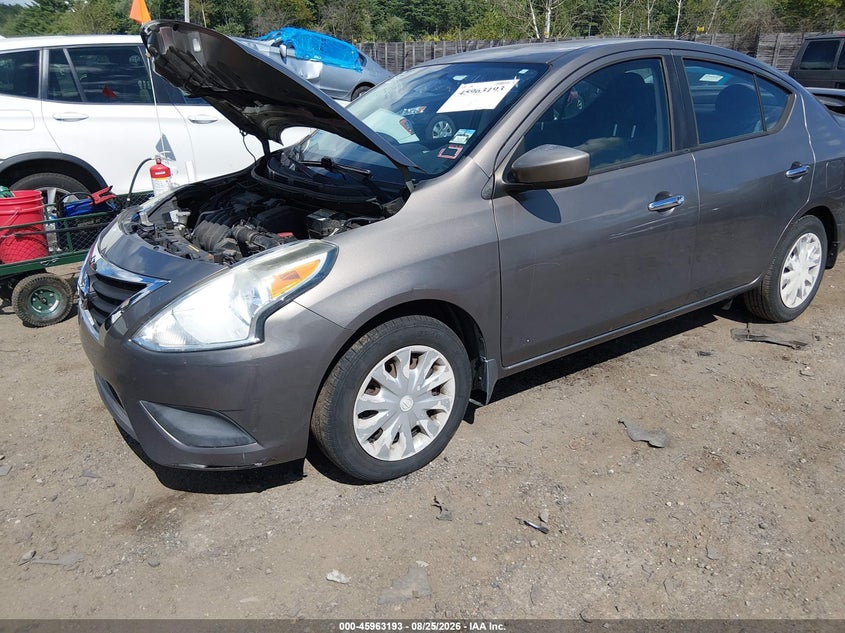 2015 NISSAN VERSA auction photo 2