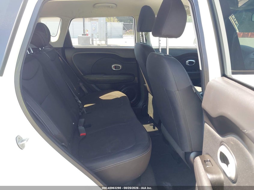 2016 KIA SOUL auction photo 8