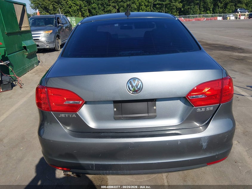 Photo 16 - VOLKSWAGEN JETTA