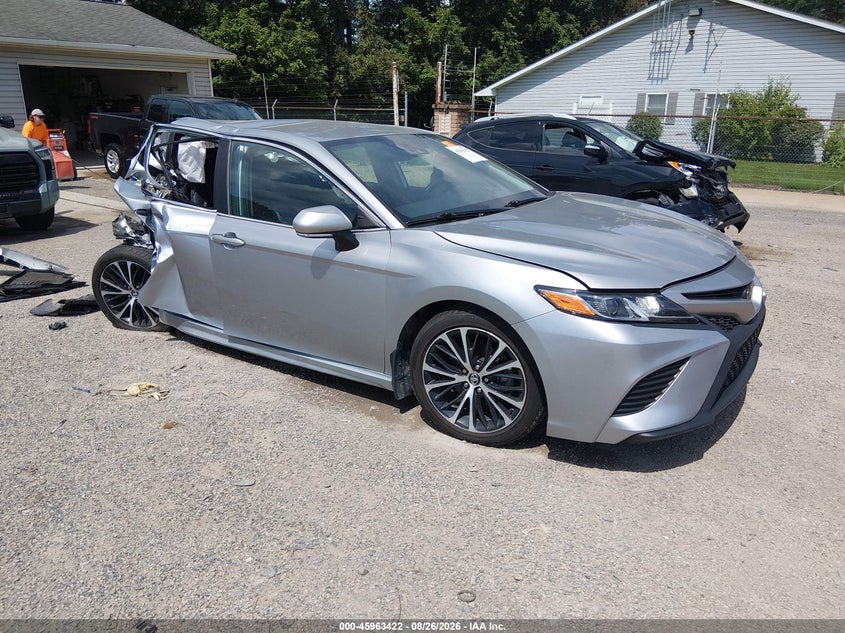 2019 Toyota Camry Se, Rear, IAAI, VIN 4T1B11HK4KU790847