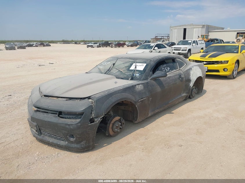 2015 Chevrolet Camaro, Left & Right Side, IAAI, VIN 2G1FF1E38F9198688 — photo 2