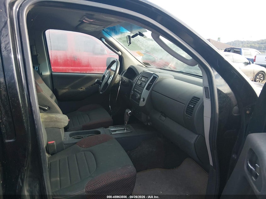 2010 NISSAN FRONTIER auction photo 5