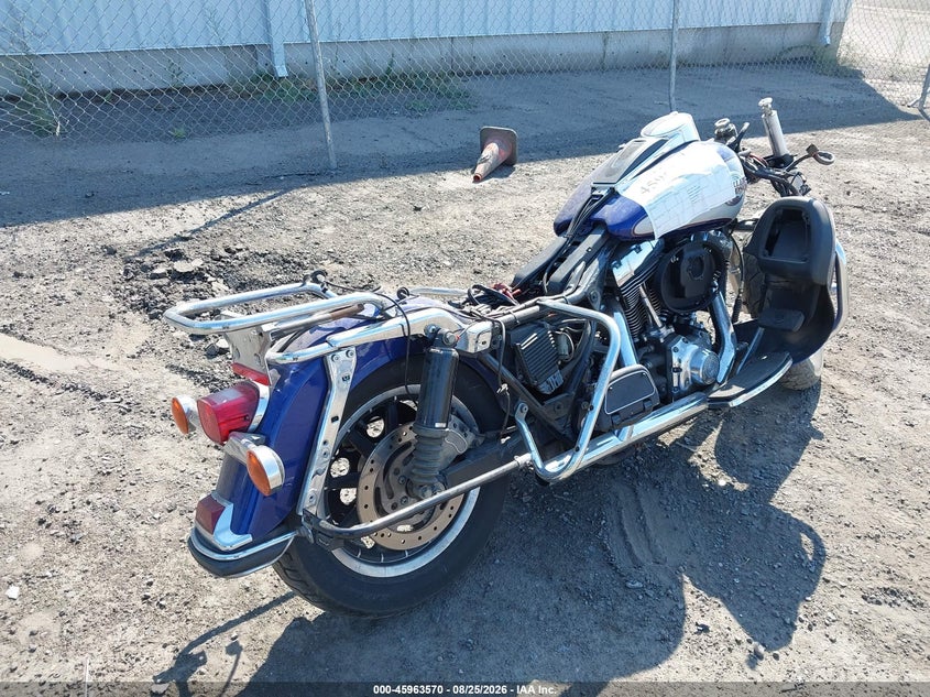 HARLEY-DAVIDSON FLHTCUI 2006