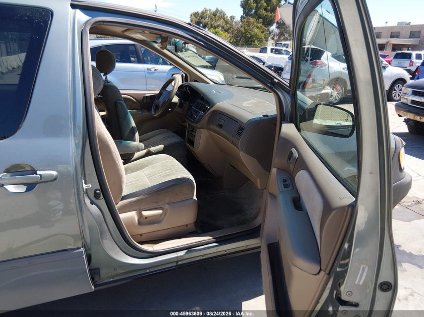 1998 TOYOTA SIENNA auction photo 5